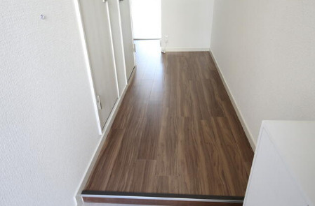 生頼第２ビルの内装