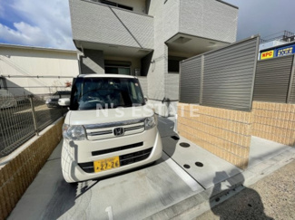 【駐車場】