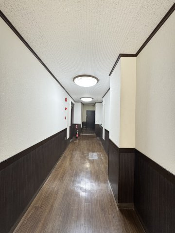 ハイツゼームス坂のその他共用部分|内廊下仕様になっています