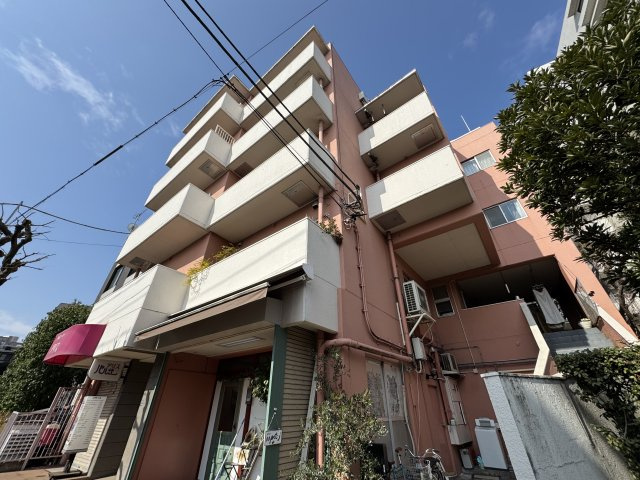 ハイツゼームス坂の外観|4路線利用可能な好立地に佇むマンション