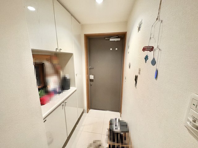 エフ・コート神戸西の玄関