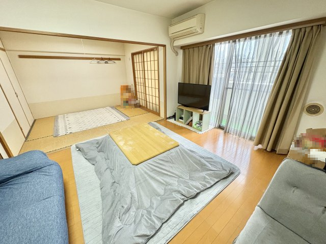 エフ・コート神戸西の居間・リビング|ＬＤＫ約１３．５帖