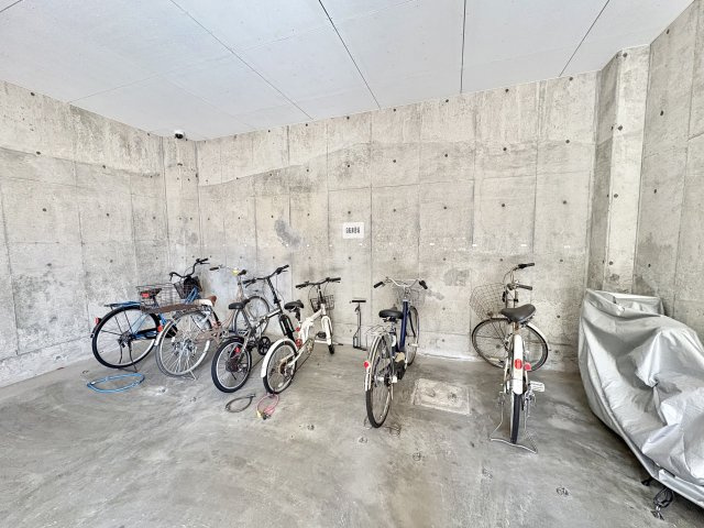 エフ・コート神戸西の駐輪場