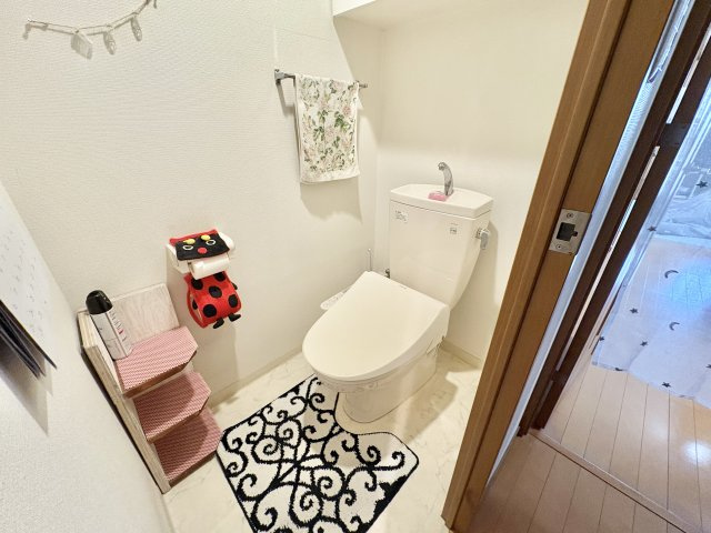 エフ・コート神戸西のトイレ|ウォシュレット、２０２４年１２月頃交換