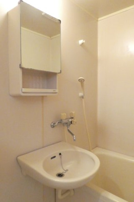 【洗面所】 | プレジール竪小路