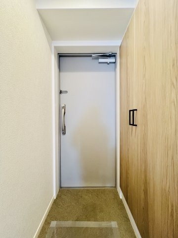 サンクレイドル高崎ガーデンコートの玄関|履物の着脱もスムーズに出来る玄関◎