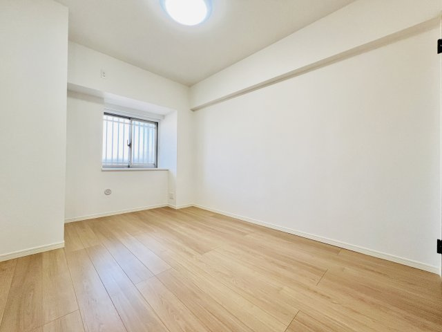 サンクレイドル高崎ガーデンコートの洋室|シンプルでナチュラルな洋室◎