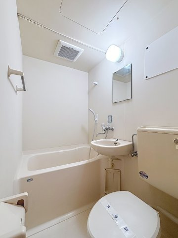 オークヒルズの浴室