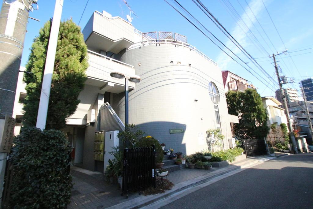 オークヒルズの外観