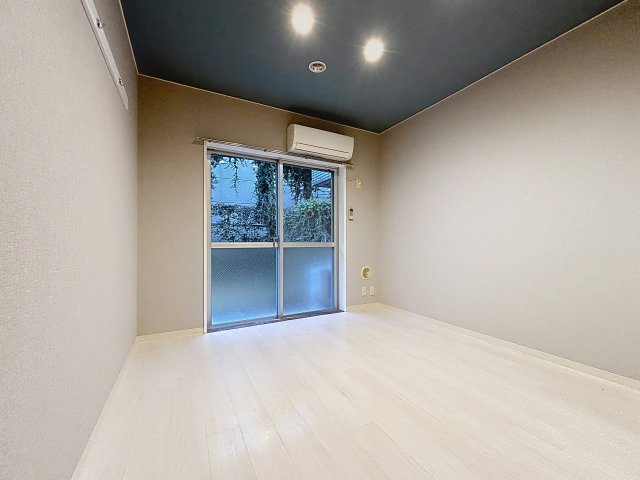 オークヒルズの居間・リビング