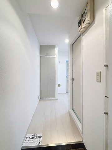 オークヒルズの玄関