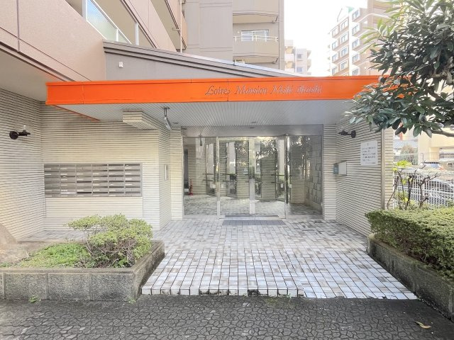 福岡市南区三宅３丁目の中古マンションのエントランス