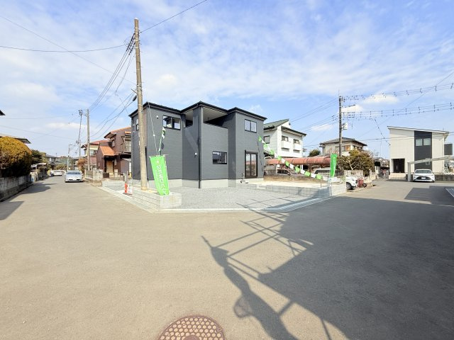 第1茨城町長岡新築の前面道路含む現地写真