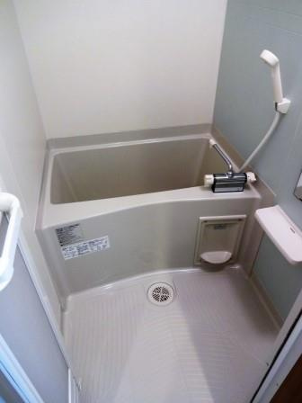 LUMEED飯田橋の浴室