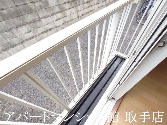 シャーメゾン白山のバルコニー