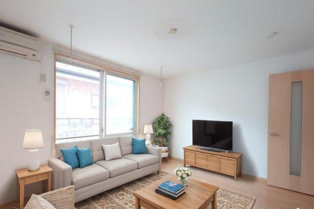 シャーメゾン白山の居間・リビング|CGで家具等を配置したものです。実際に家具等は含まれません。