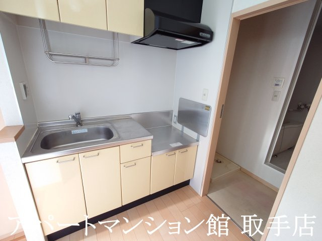 シャーメゾン白山のキッチン|独立キッチン♪扉があるので匂いも〇