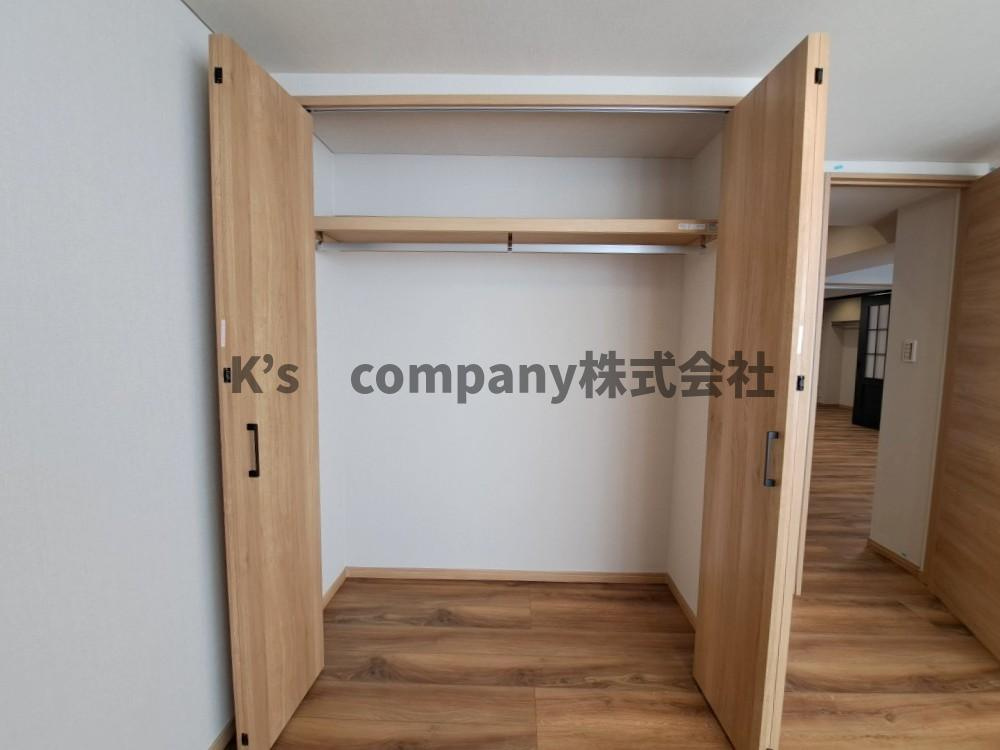 ●茅ヶ崎市緑が浜　オクトピア緑が浜　の収納|洋室6.6帖の収納スペース◇