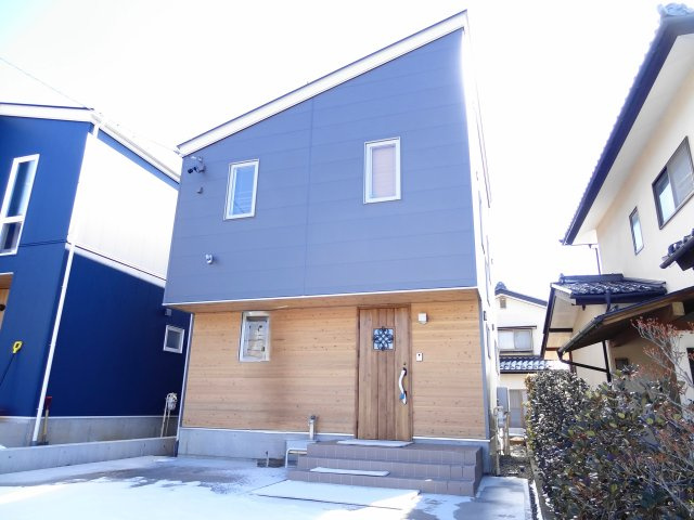 中古戸建　須坂市大字小山の外観