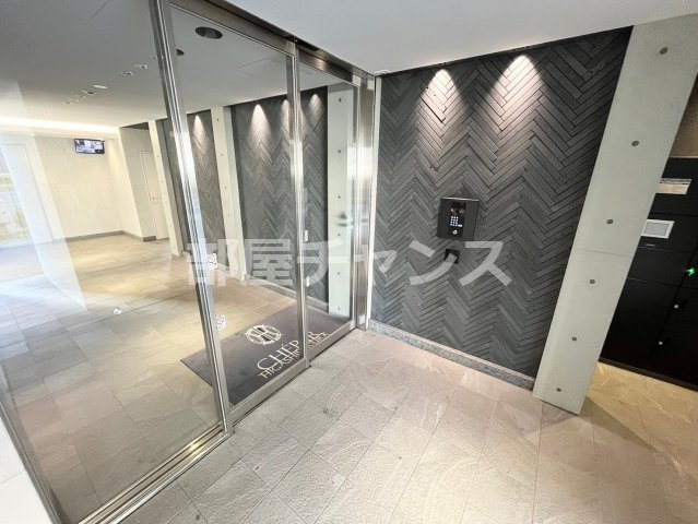 シェリール東桜のエントランス