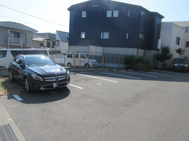グランメール由比ヶ浜の駐車場