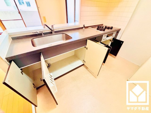 朝日プラザ伏見東のキッチン