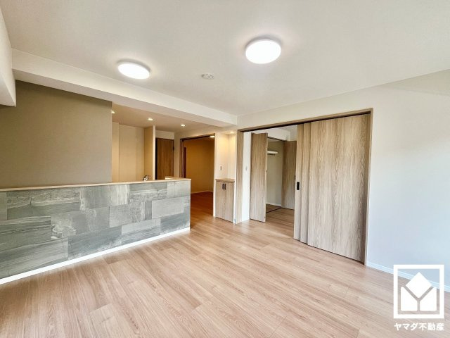 朝日プラザ伏見東の居間・リビング