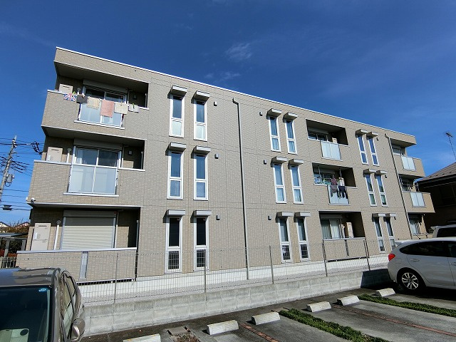 グリーンパレス宮沢の外観