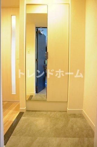 プレサンス北浜オリジンの玄関|選べる家電プランあり！！