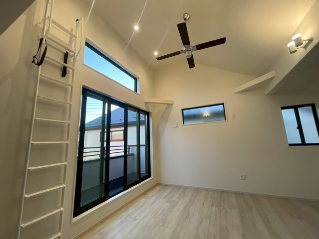 横浜市泉区中田西丁目 新築戸建て【仲介手数料無料】カースペース2台