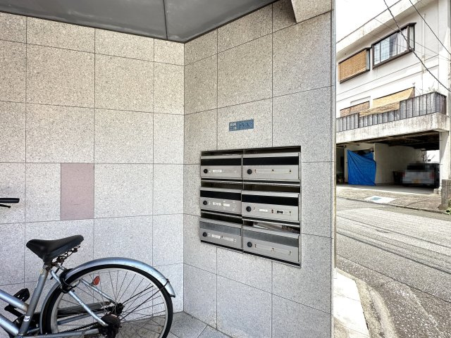 ハイツ愛宕町Ⅰのロビー