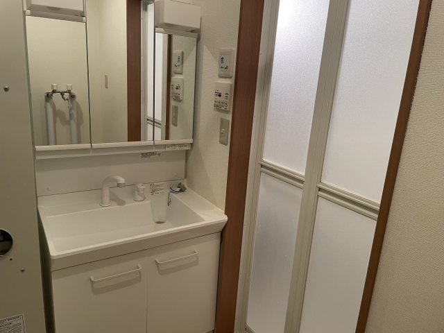 アルファーメゾンの洗面所