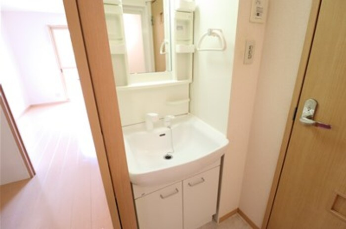 ステラコートの独立洗面台|洗髪洗面化粧台