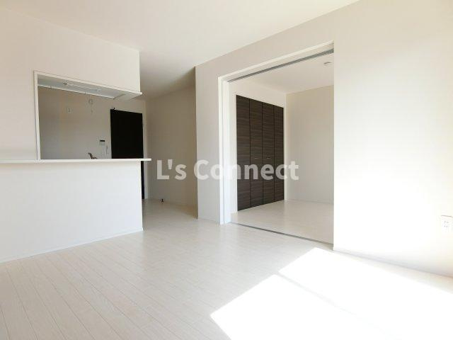 【内装】 | ラトゥールⅢ | １１．１帖のＬＤＫ。