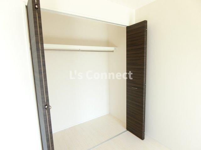 【収納】 | ラトゥールⅢ | クローゼットでお荷物もすっきり収納。