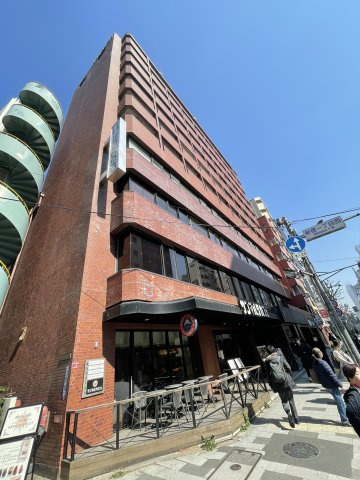 グランドメゾン新宿御苑の外観