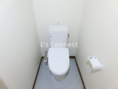 【トイレ】 | プログレス八乙女 | ウォームレット付きのトイレ。