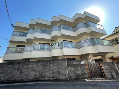 【外観】 | アンフィニィ・真上