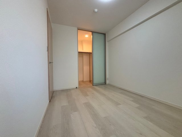 ミオカステーロ藤沢本町の洋室