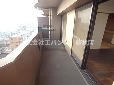 【バルコニー】 | ダイアパレス京葉蘇我III | 開放的で明るい空間を演出してくれるバルコニーです