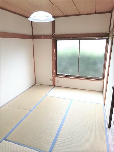 向南コーポの和室