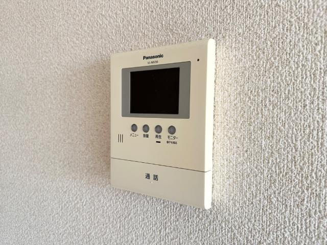 フォレストヴィラの内装|カメラ付インターホン
