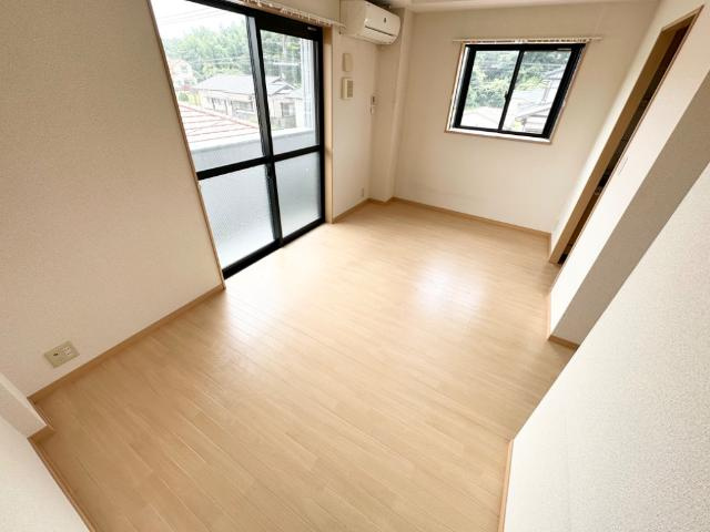 フォレストヴィラの居間・リビング|リビング