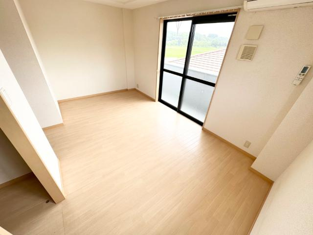 フォレストヴィラの居間・リビング|リビング