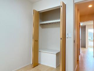 メゾンアルスの収納|洋室収納（イメージ）