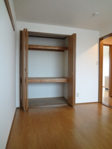 コートセゾンの収納