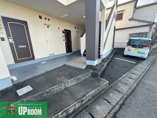 クレベールの駐車場