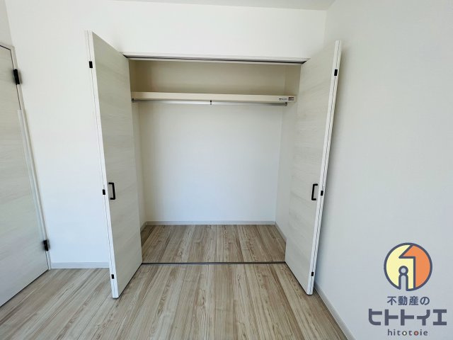 オラス平田の収納|洋室のクローゼットです