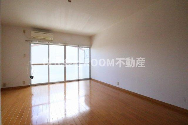 サンコーポ広原の居間・リビング