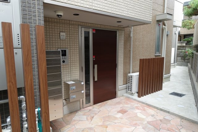 アモーレ松香園のエントランス